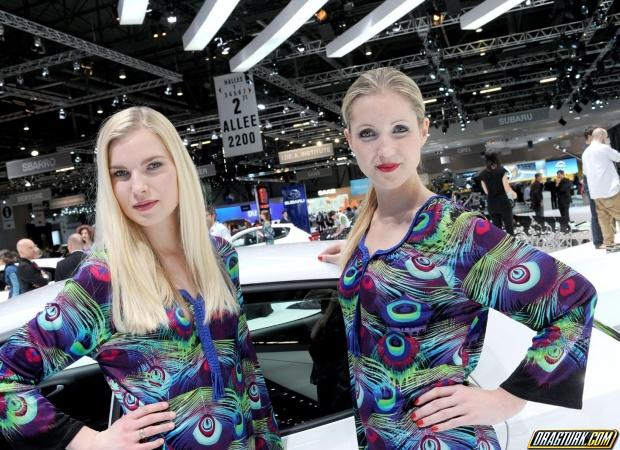 2010 Geneva Motor Show Babes