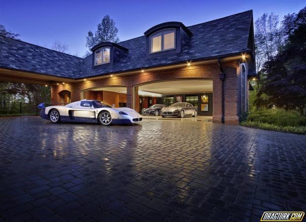 World`s Most Beautiful Garages