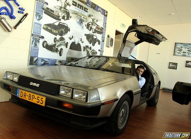 DeLorean DMC-12