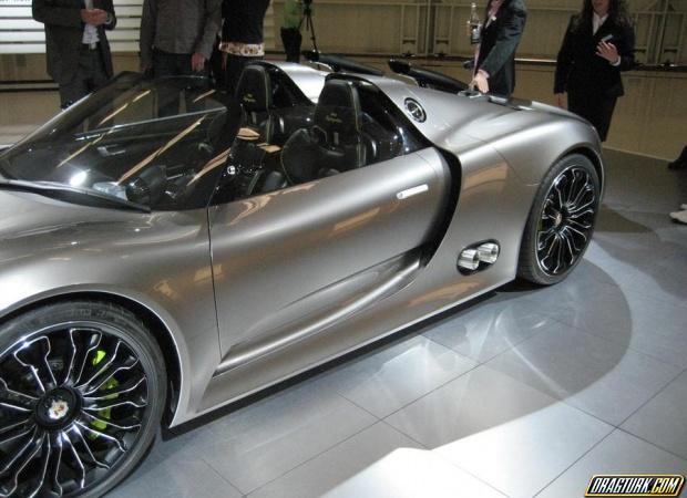 Porsche 918 Spyder Concept