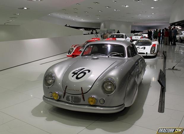 Porsche Museum Stuttgart